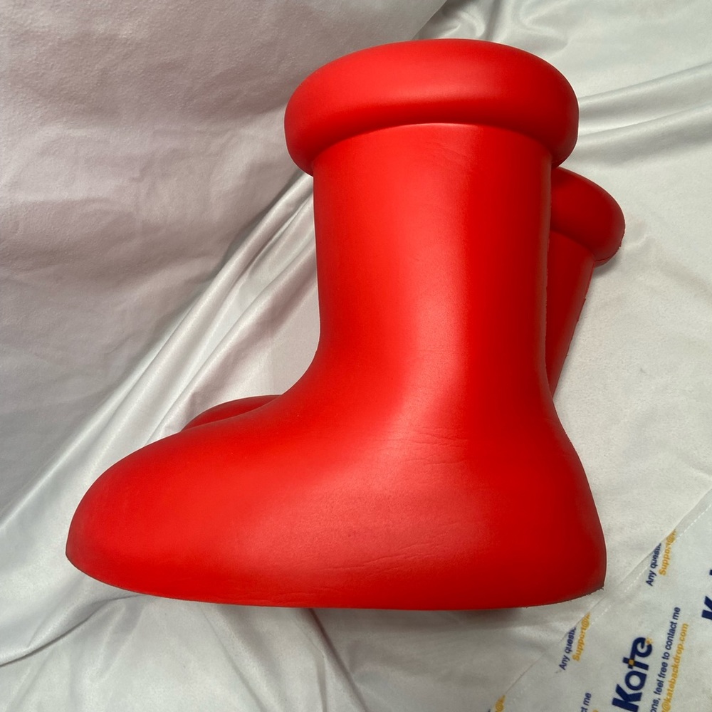 Red Halloween boot